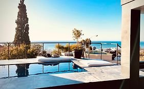 Capestays - Villa Infinity